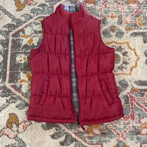 Red / burgundy puffer vest size med